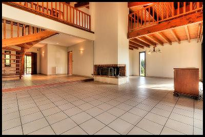 Maison 4 chambres + bureau, 243 m2 avec piscine photo 0